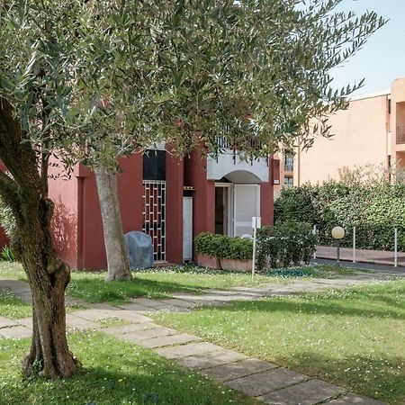 Residence Holiday Sirmione B8 Екстериор снимка