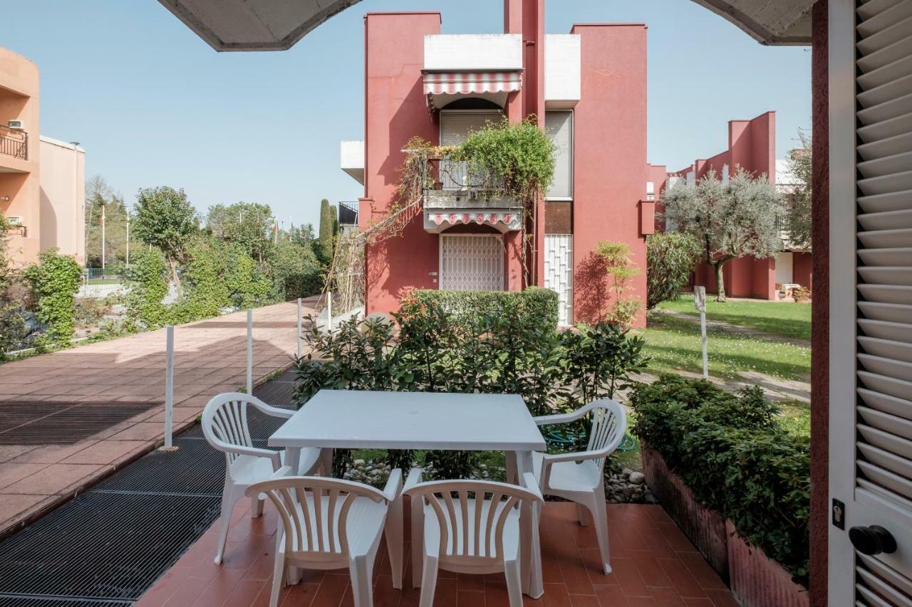 Residence Holiday Sirmione B8 Екстериор снимка