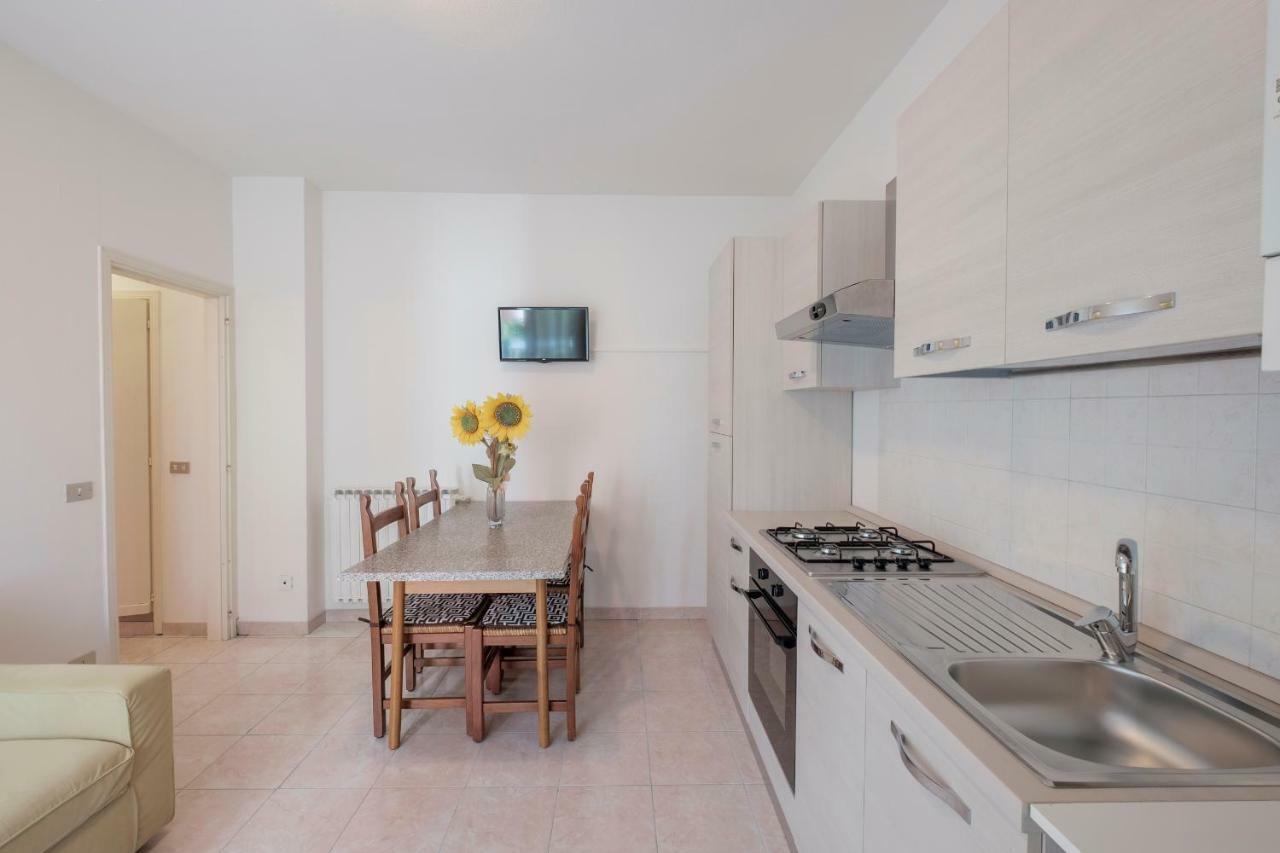 Residence Holiday Sirmione B8 Екстериор снимка